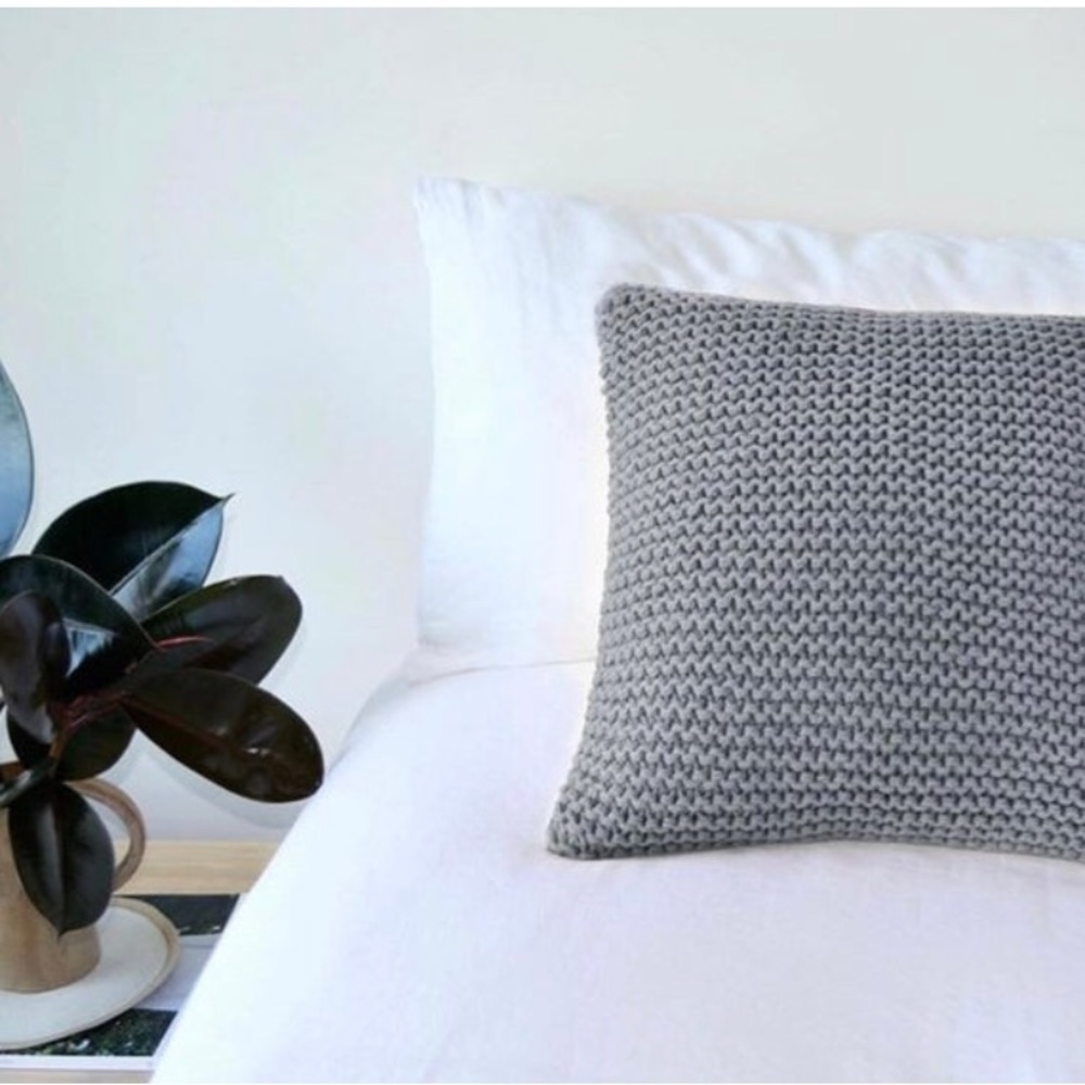Gray Knit Pillow Square Chunky Knitted Throw